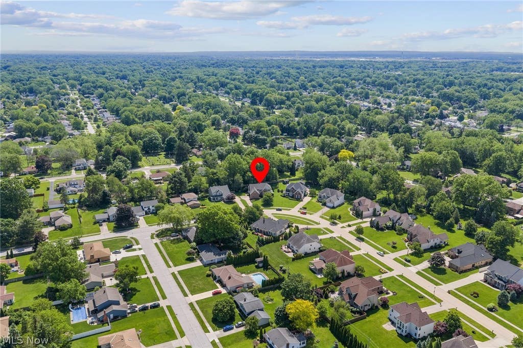 Photo of 3119 Laura Lane, Westlake, OH 44145 (MLS # 5210011)