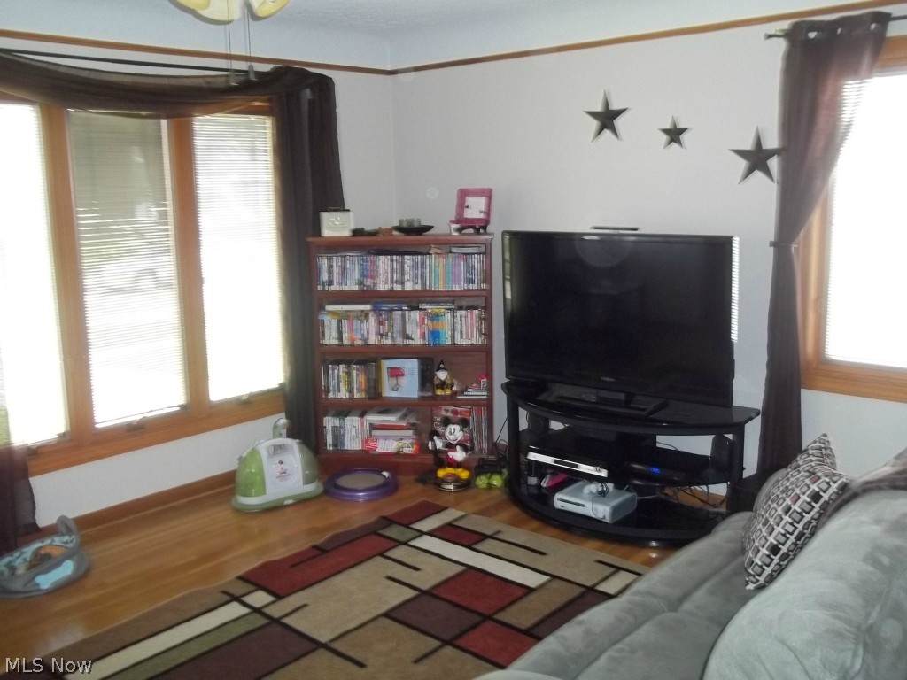 H A Stahl Properties Cos Ridg - Residential