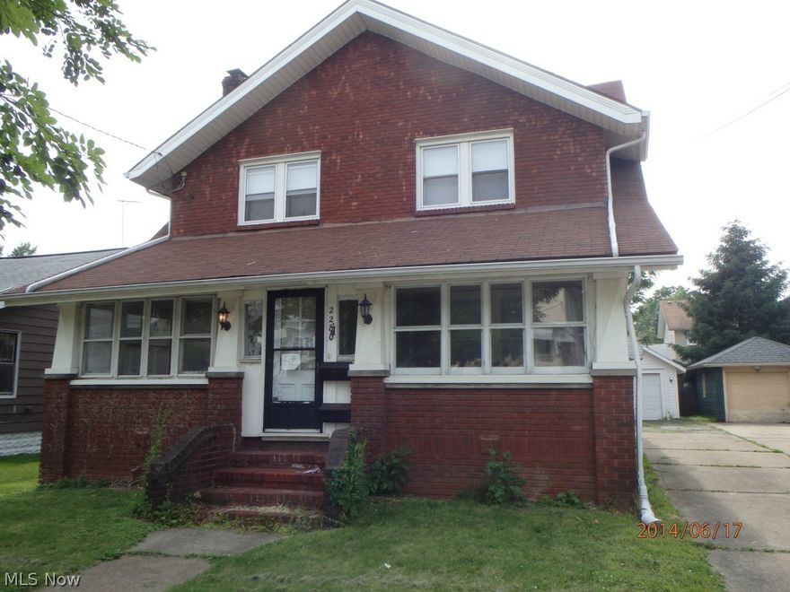 Large Spacious all Brick Colonial home. All the rooms have refinished hardwood flooring. Enjoy an updated brick home, 2 car garage, private fenced in back yard and large enclosed front porch. The homes has room sizes that are larger than your typical colonial and all have big closets too. Newer Furnace, A/C and Hotwater tank to go with your new washer and dryer, stove and fridge. All this comes with a 1 year home warranty too. The new Kitchen has real oak cabinets, The bathroom has oak also. Move in Today. Call for your private showing.