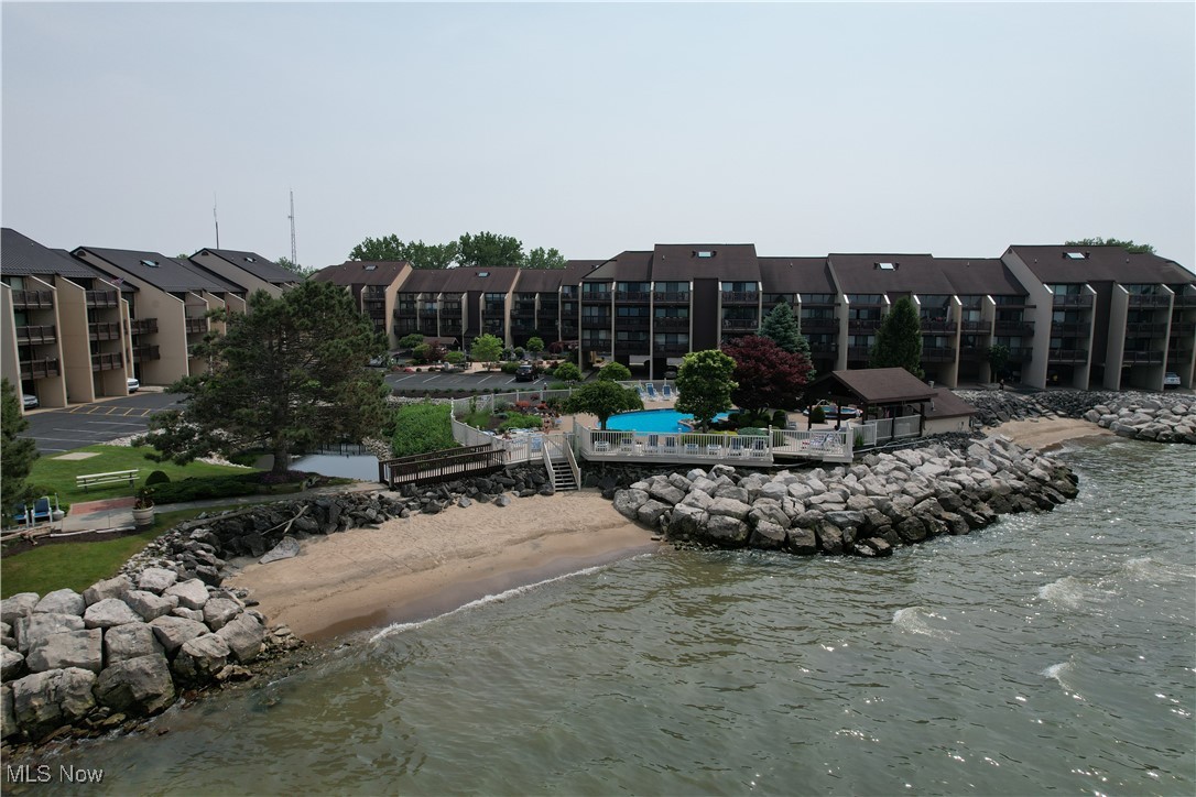 Shores Condo - Residential