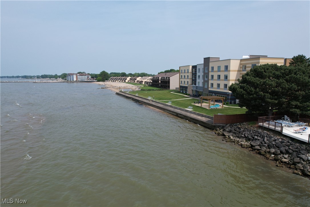 Shores Condo - Residential