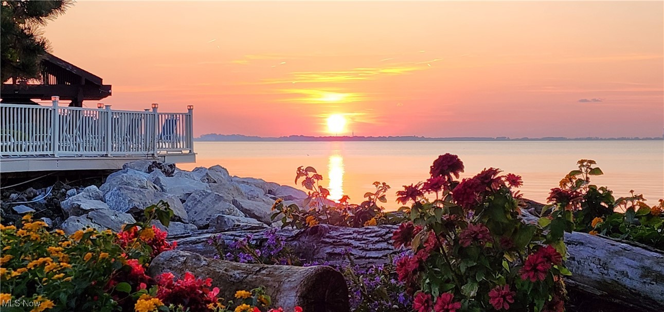 Shores Condo - Residential