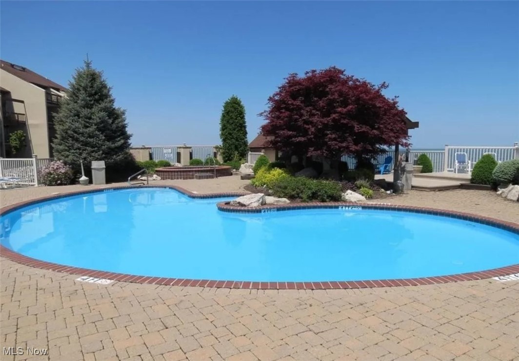 Shores Condo - Residential