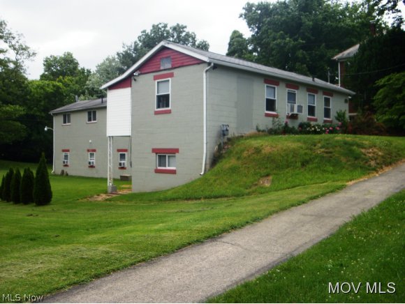 WOW! This home has 9 bedrooms and 4 baths totally remodeled. Could be duplexed!! Bedroom 6-16.5x11, bedroom 7-12.5x8, bedroom 8-12.5x8.3, bedroom 9-12.3x11 Elem: Washington Elementary School Elem/Bus: N JrHigh: Marietta Middle School School JrHigh/Bus: Y High: Marietta High School High/Bus: Y Fire: CIT Police: CTY PossFreeGas: N ;SQFT=Fin L1:1605, Fin Bsmt:1605, Fin Above:1605, Fin Total:3210, Unfin Above:0;GAR= Gar Other-See Remarks;PRKG= Parking Pad