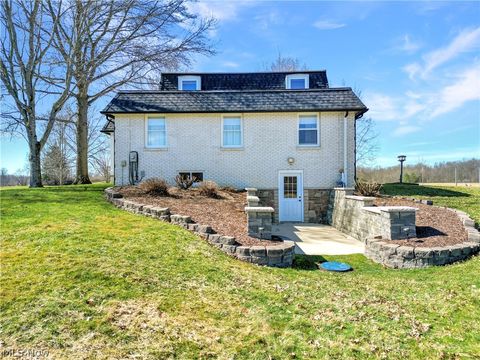 Tiny photo for 4900 Doty East Road, Southington, OH 44470 (MLS # 5192758)