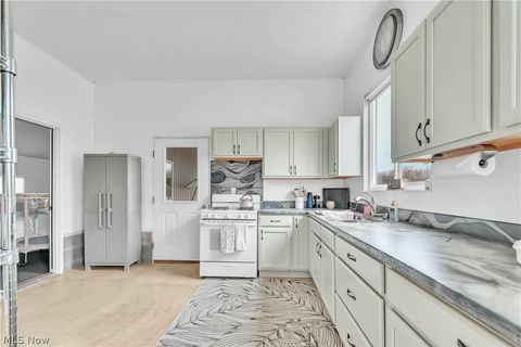 Tiny photo for 4900 Doty East Road, Southington, OH 44470 (MLS # 5192758)