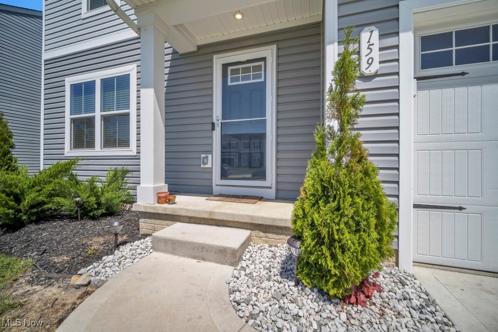 159 Wildflower Drive, Elyria, Ohio image 7