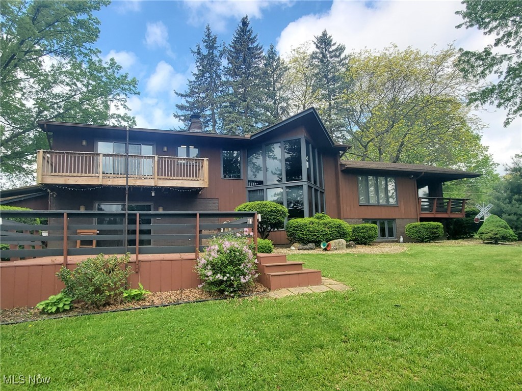 9651 Skyway Drive, Wadsworth, Ohio image 2