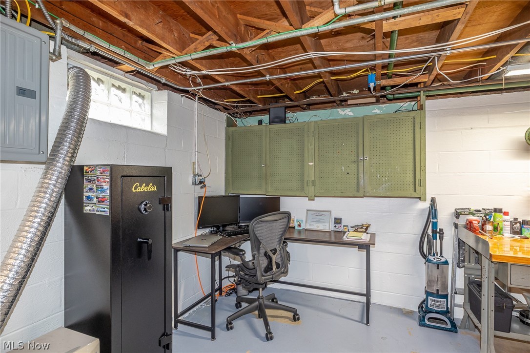 Breeze-Wood 01 - Residential