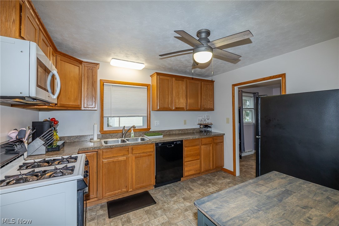 Breeze-Wood 01 - Residential