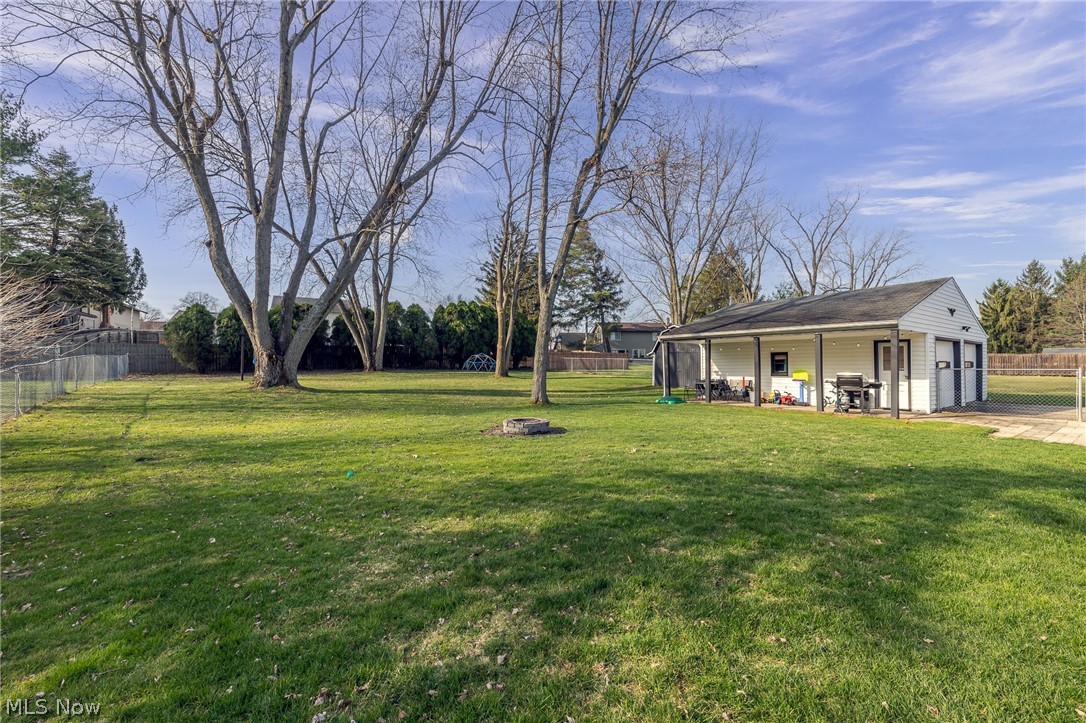 Breeze-Wood 01 - Residential