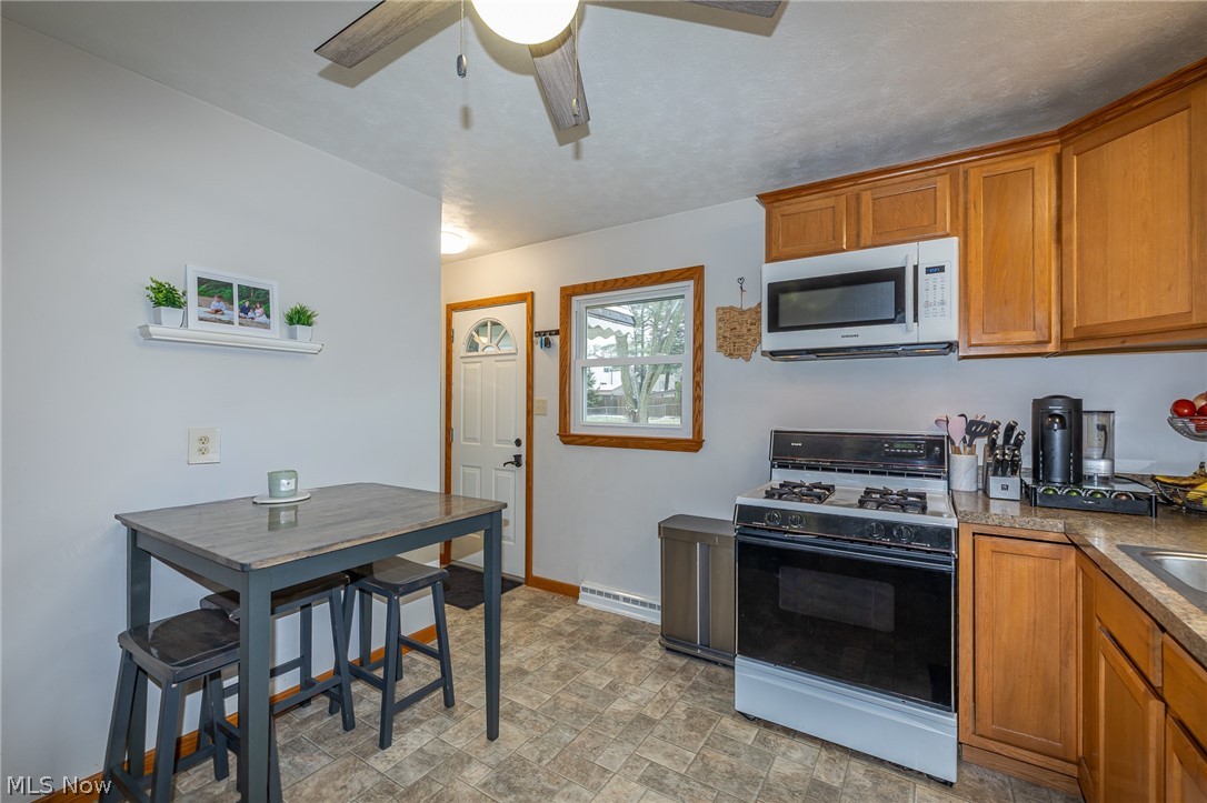 Breeze-Wood 01 - Residential