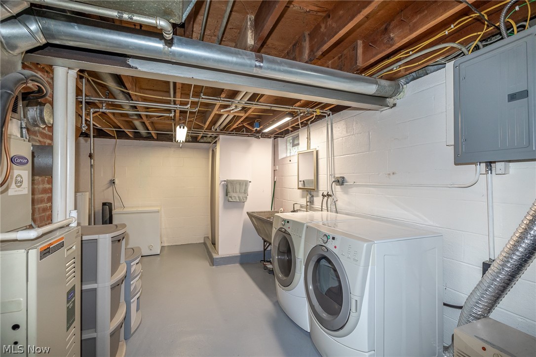 Breeze-Wood 01 - Residential