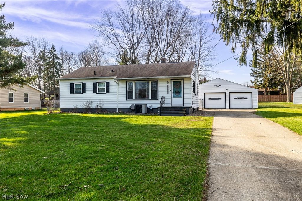 Photo of 18255 Shurmer Road, Strongsville, OH 44136 (MLS # 5200856)