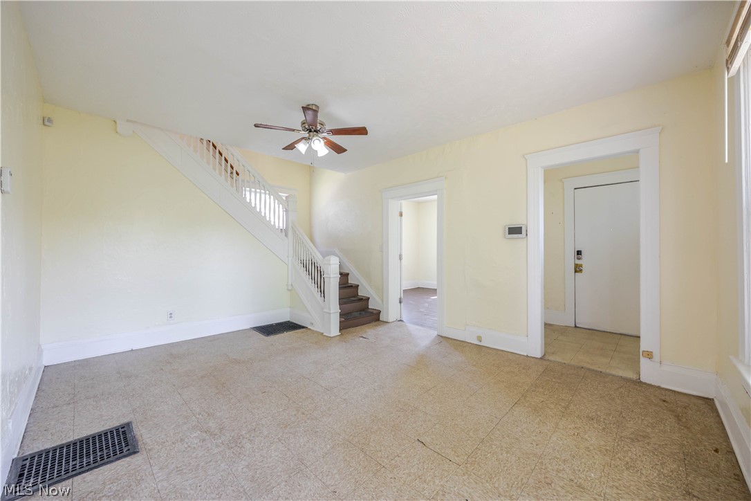 1516 E 86th Street