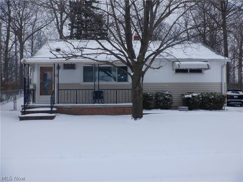 Homes For Sale - 6103 Westbrook Drive<br/> Brook Park, OH 44142