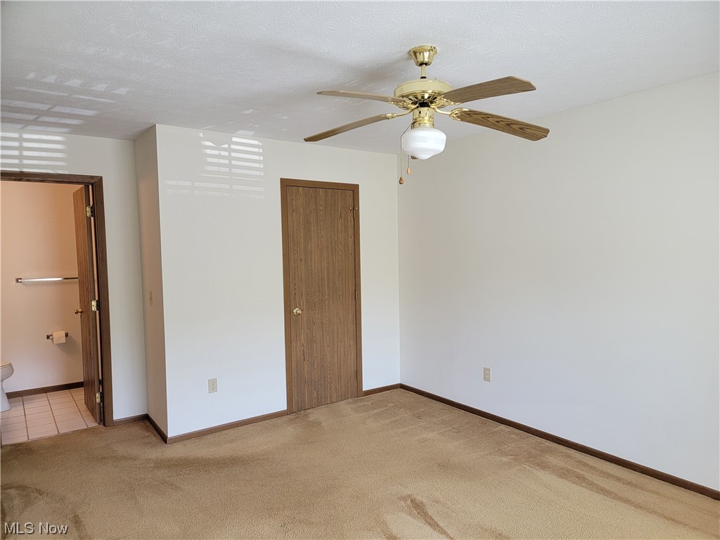 Courts of Country Lakes - Residential