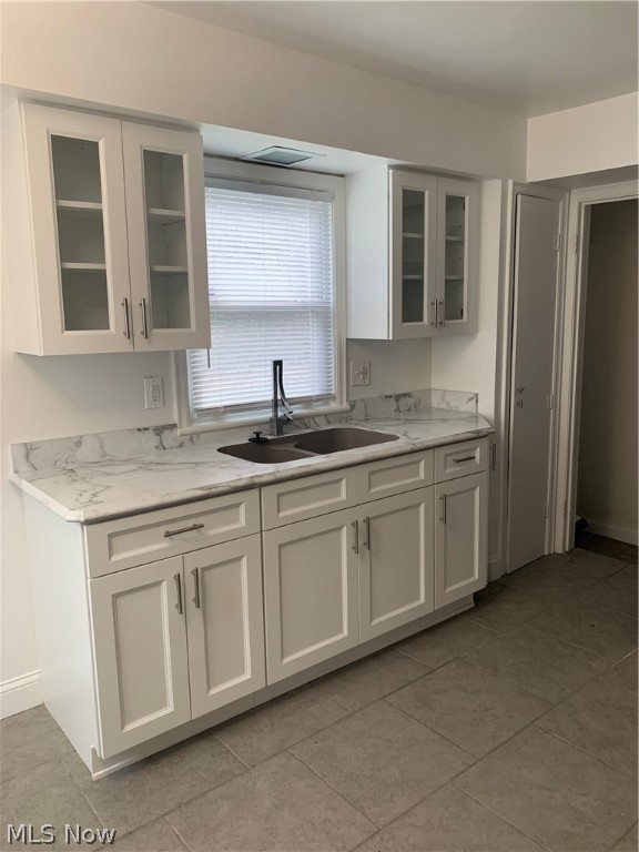 Cleveland Heights Blvd - Residential Lease