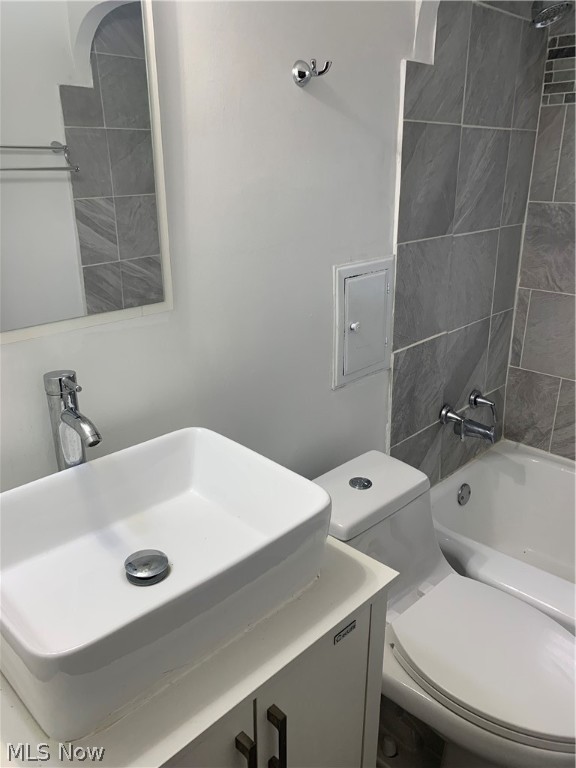 Cleveland Heights Blvd - Residential Lease