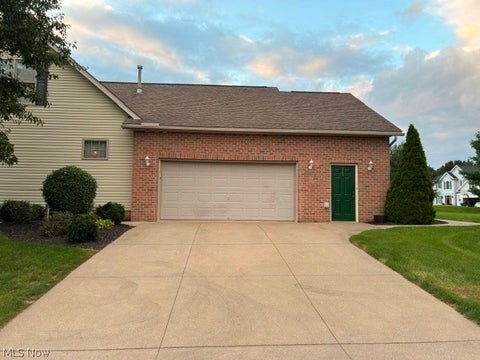 Tiny photo for 2940 Villa Glen Circle NW, Canton, OH 44708 (MLS # 5239380)