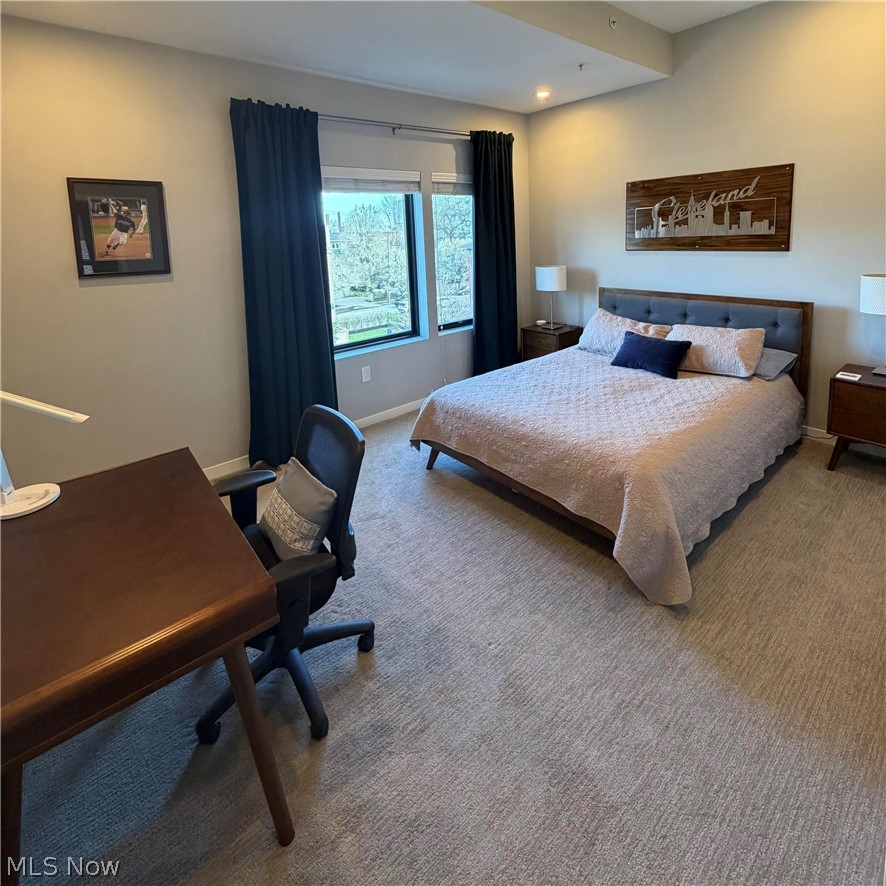 Vine Court Twnhses LLC - Residential