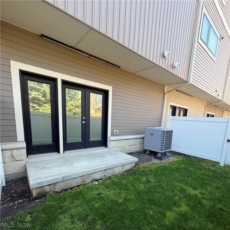 Vine Court Twnhses LLC - Residential