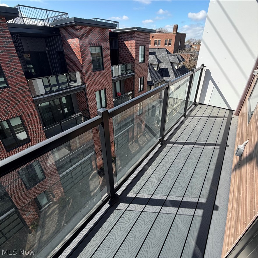 Vine Court Twnhses LLC - Residential