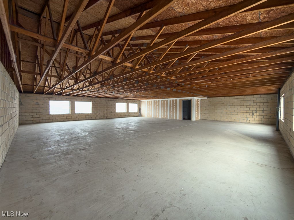 Massillon - Commercial Sale