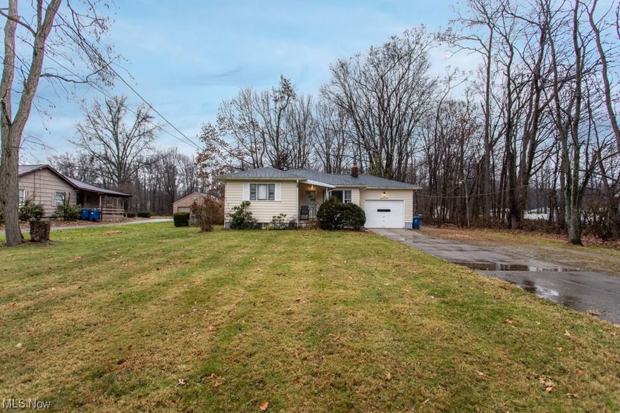 Welcome home to this charming well maintained 3-bedroom residence located in Howland Schools with lots of potential! Imagine yourself snuggled up in the cozy living area watching your favorite show or making use of the second kitchen and fireplace in the basement! The backyard is perfect for creating cherished memories, and offers an extra lot providing a rare opportunity for expansion or the creation of a picturesque outdoor retreat.