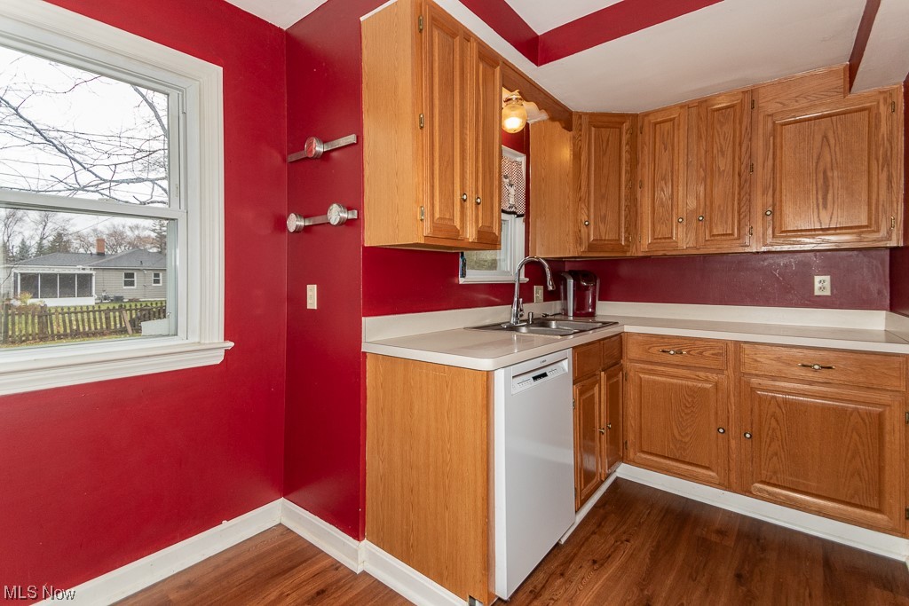 E A Markhems Richmond Manor - Residential