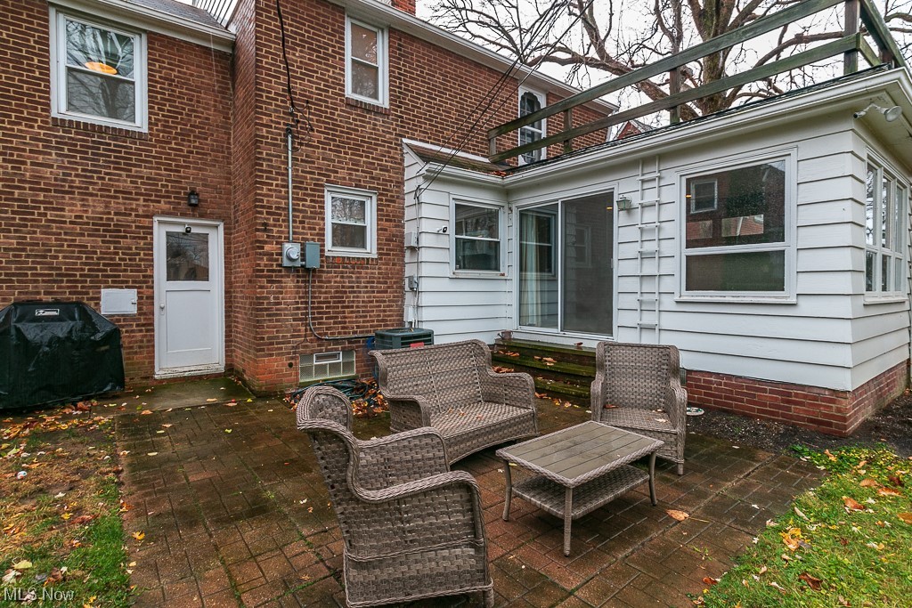 E A Markhems Richmond Manor - Residential