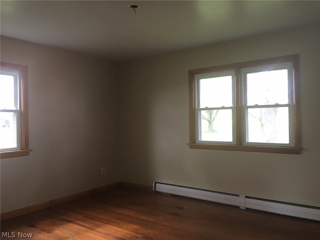 Harry W Snyder 3 - Residential