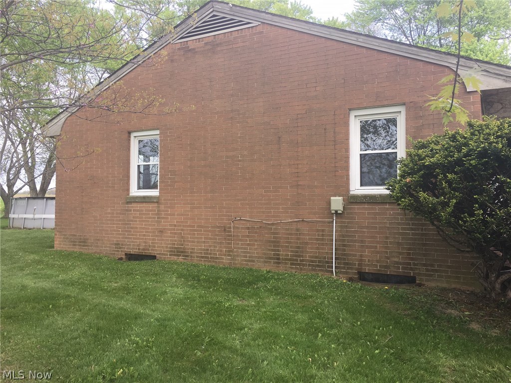 Harry W Snyder 3 - Residential