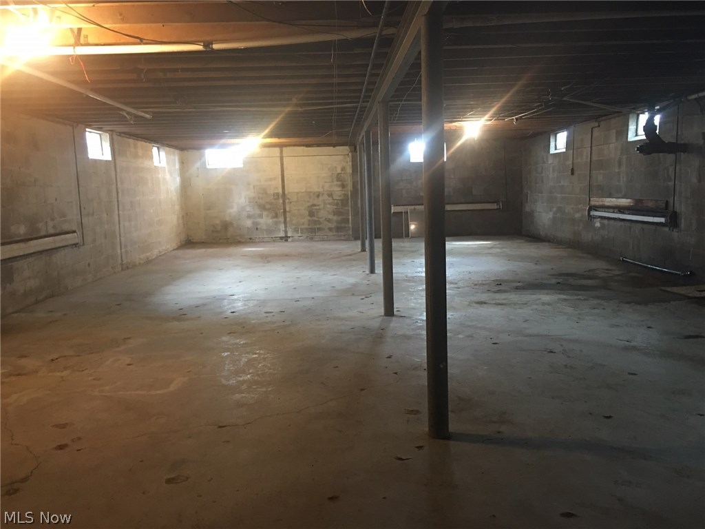 Harry W Snyder 3 - Residential