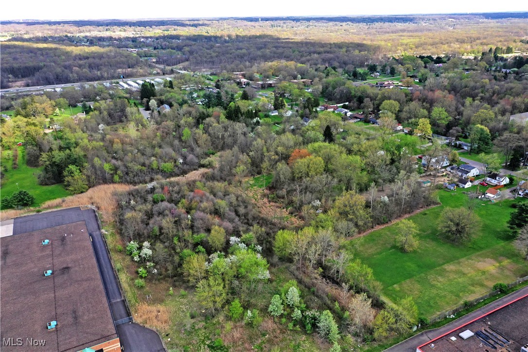 Summerfield Lane, Warren, Ohio image 15