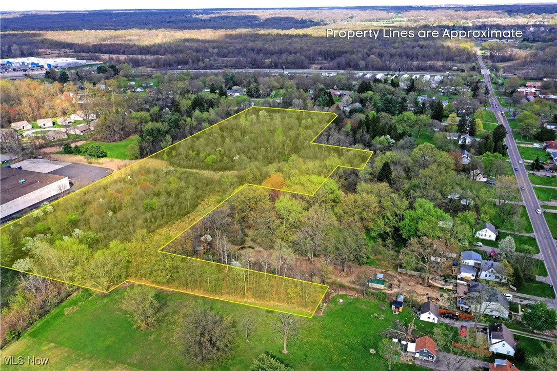 Summerfield Lane, Warren, Ohio image 3