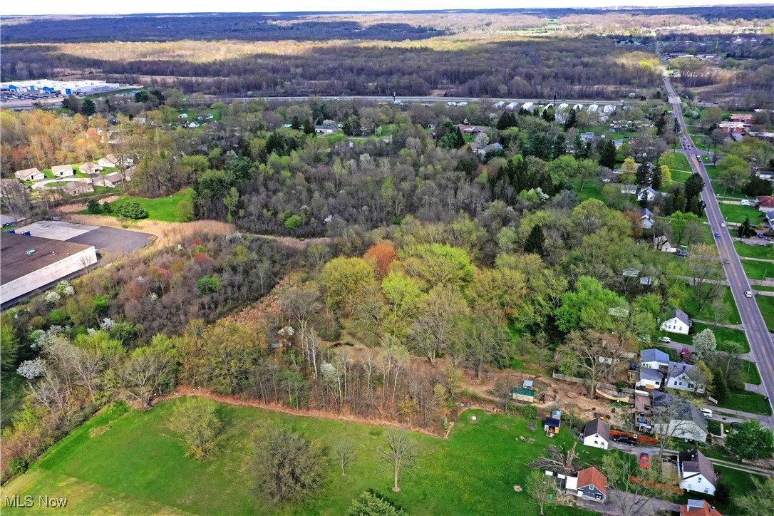 Summerfield Lane, Warren, Ohio image 12