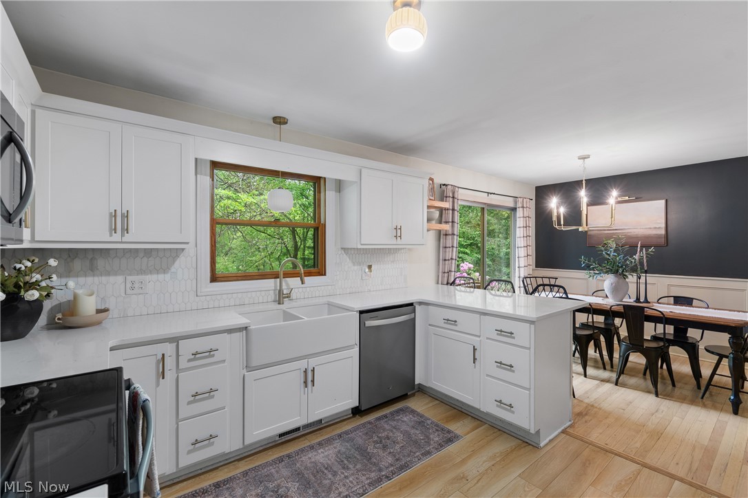 Wonderland Hills - Residential