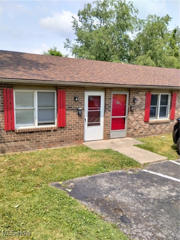 Struthers Ranch style complex with 11 ranch units and plenty of parking near your own front door. All brick exteriors with new roofs. Freshly painted walls, updated kitchen and super sharp updated bathroom! Stylish and modern color neutral tones through out. Large bedroom with 2 lighted closets. Steel front door and sliding back door. New plumbing and updated wiring and outlets. All electric home paid by tenant. Owner pays EVERYTHING ELSE including water! Cute sidewalks close to City Hall and Police station, restaurants, shops and bowling alley and Park. Laundromat close by. Very affordable living. Suburban Location! Certified pest-free Property! Renter's Insurance required & free credit building services for all our tenants. Easy & accurate rent paying services, 24 hour emergency repair line for all tenants. Locally managed with office, open Monday thru Friday, friendly & professional staff. Great working relationship with Government & Community services that help our Tenants. Section 8 welcome!