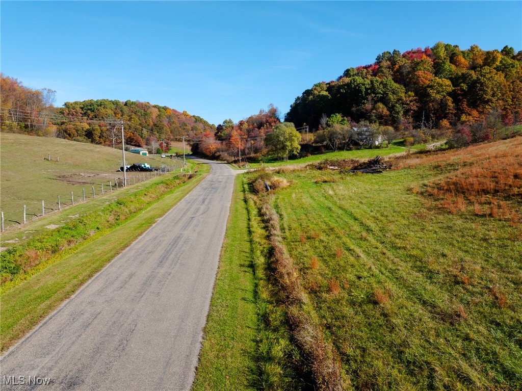 Kedigh Hollow Road, Newcomerstown, Ohio image 3