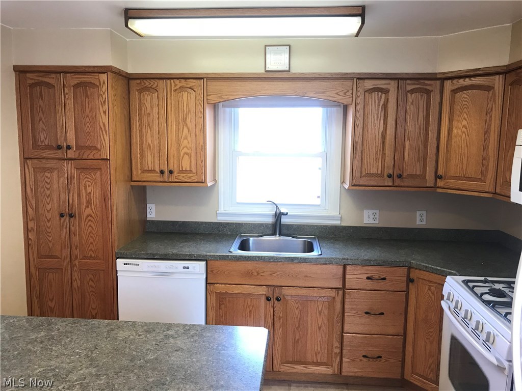 Lewis SD - Residential