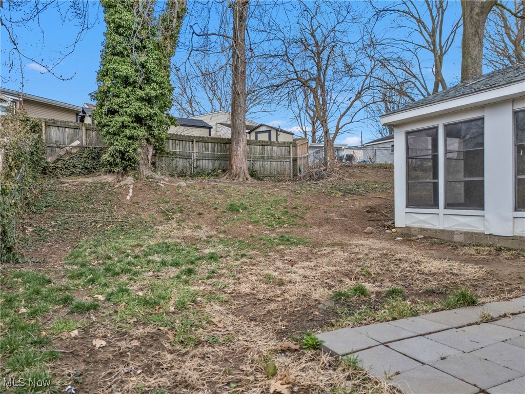 1165 Stanwood Avenue, Akron, Ohio image 24