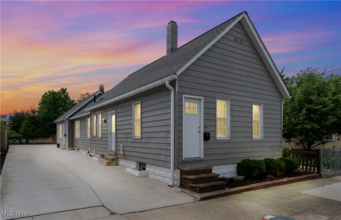 1276 W 67th Street
