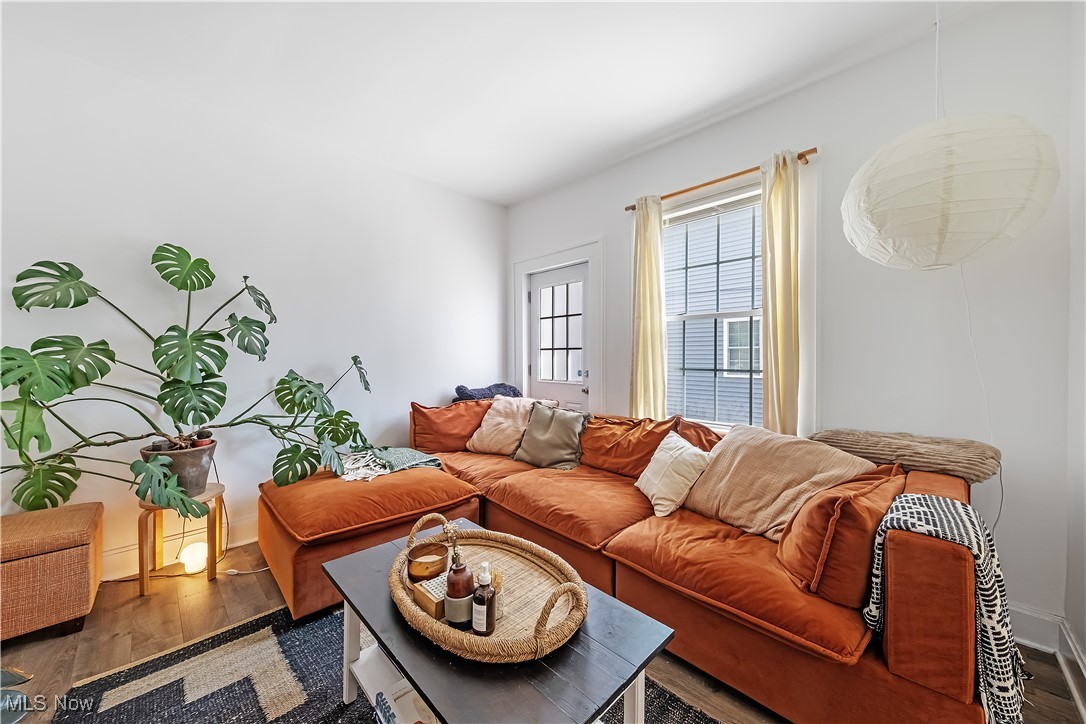 Alger - Residential Income