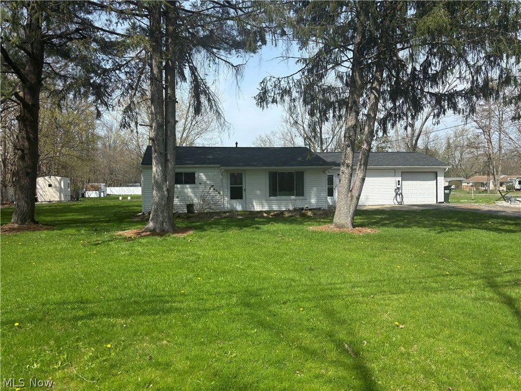 Photo of 3229 Winchell Road, Mantua, OH 44255 (MLS # 5200785)