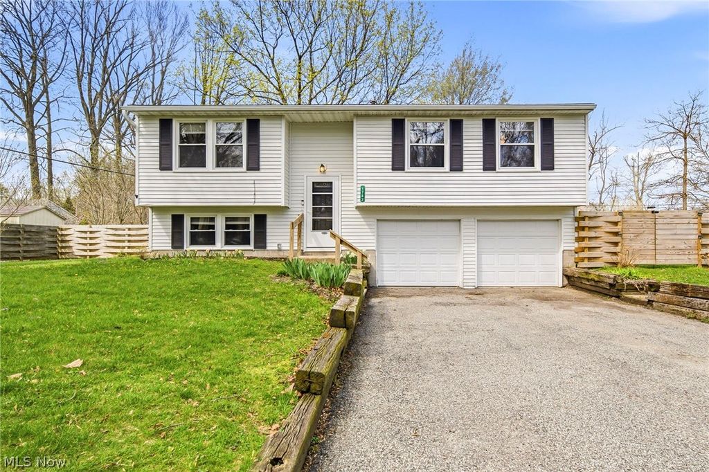 Photo of 1782 Bathgate Avenue, Madison, OH 44057 (MLS # 5201407)