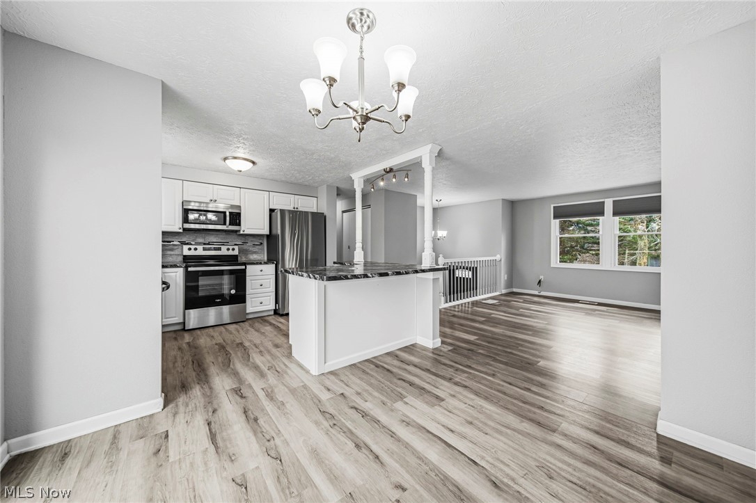 Madison Golf Lakelands - Residential