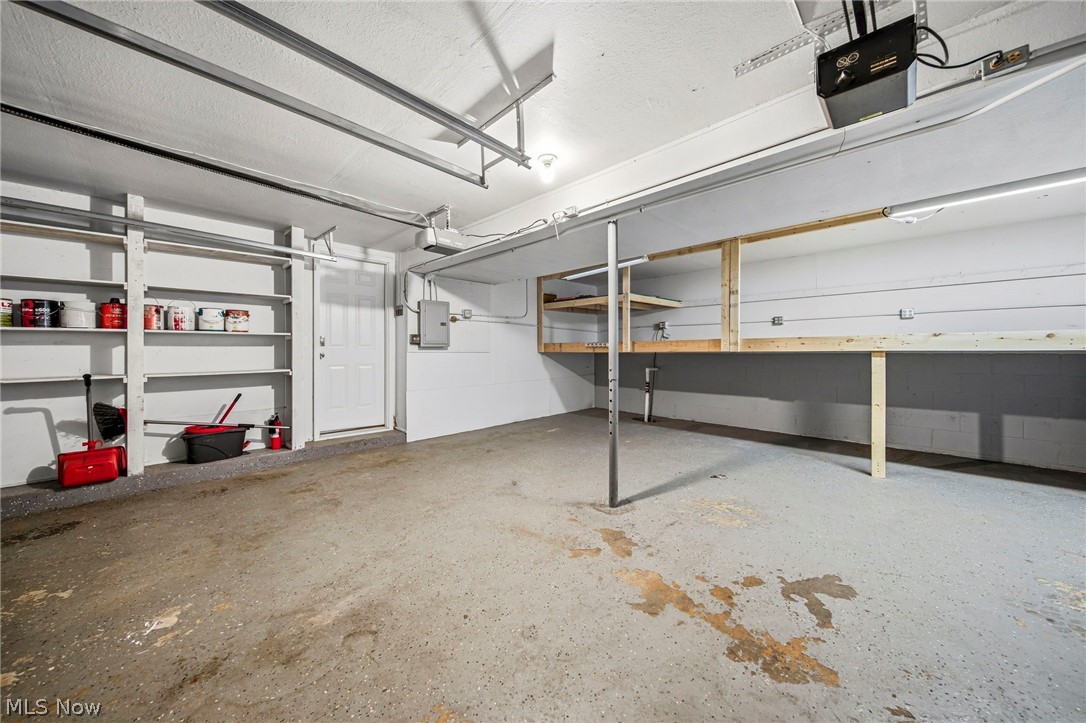 Madison Golf Lakelands - Residential