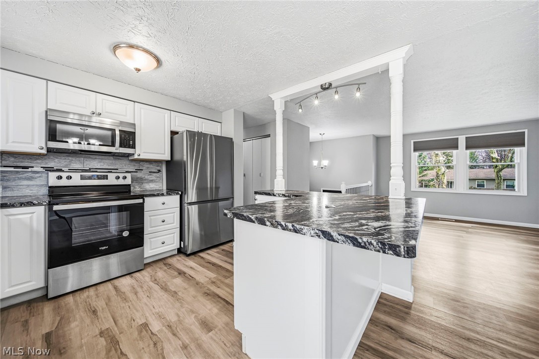 Madison Golf Lakelands - Residential