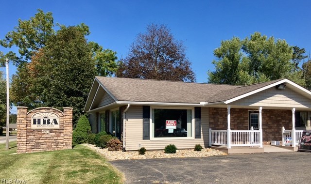 Madisonburg Village - Commercial Lease